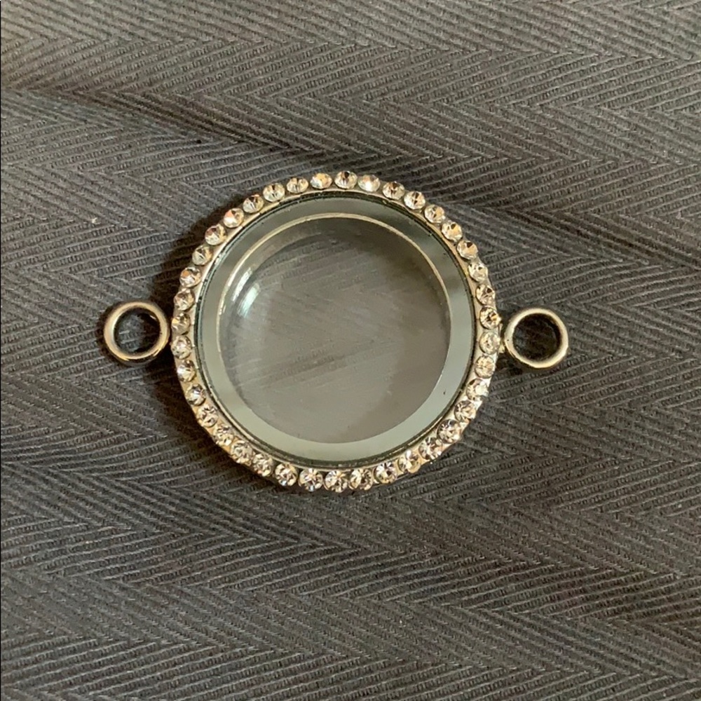 Cool locket pendant for a necklace